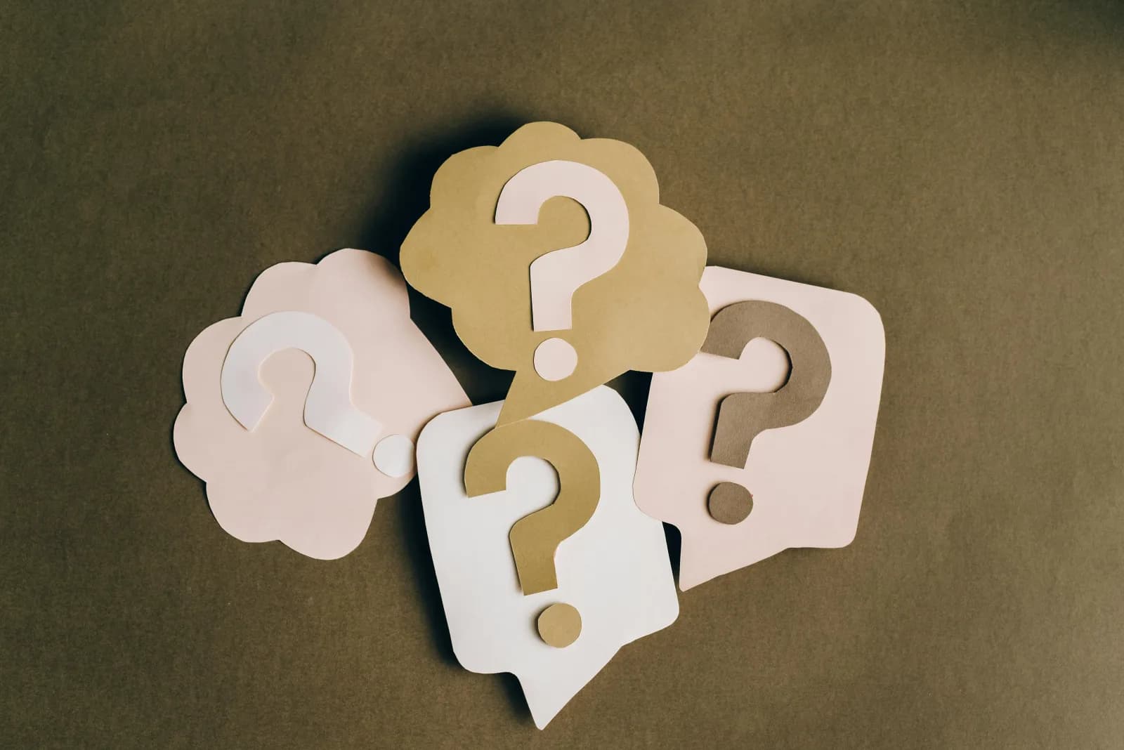 FAQ complète : tout ce qu'un praticien bien-être doit savoir avant de créer son offre en ligne