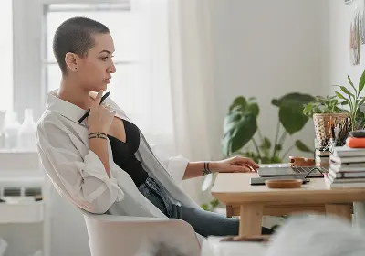 Gérer son emploi du temps : les meilleurs outils numériques pour thérapeutes bien-être